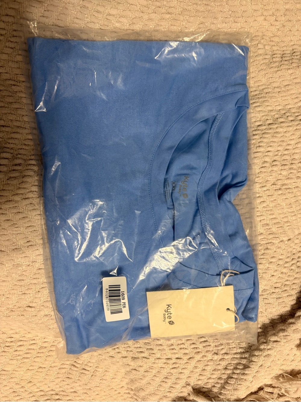Women’s crew neck tee